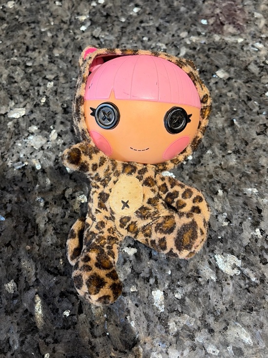 lalaloopsy Other - Lalaloopsy Whiskers Lions Roar Littles Doll Kats Sister 2011 MGA 7"